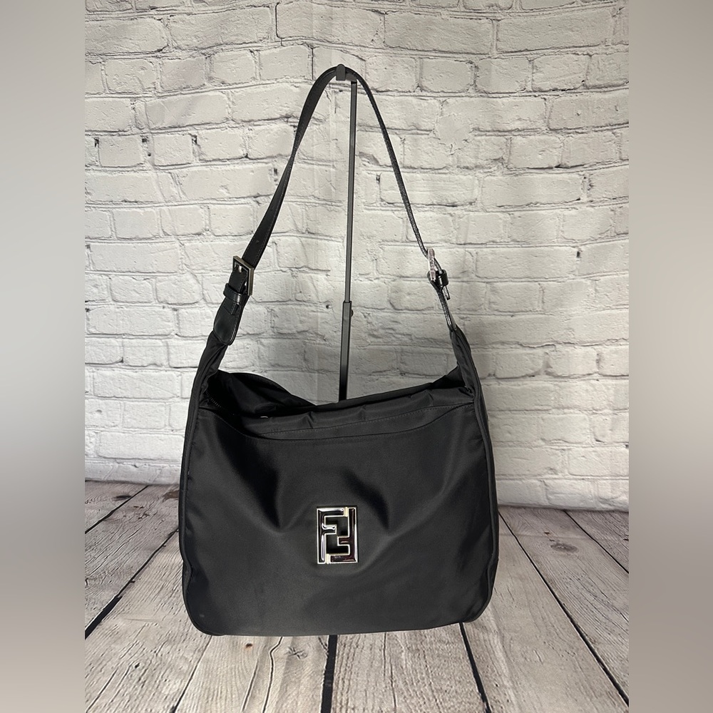 ❌SOLD❌Authentic vintage Fendi shoulder bag